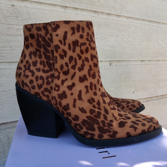 Madden girl Klicck Ankle bootsLeopard Bootie Women'sSize 10M - Picture 12 of 13